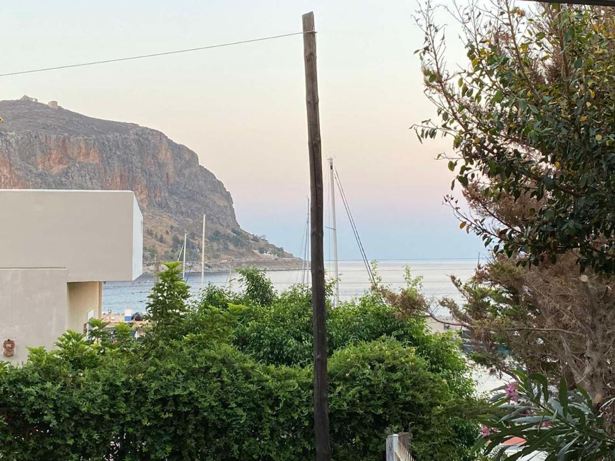 Maria'S Apartment Monemvasia Luaran gambar